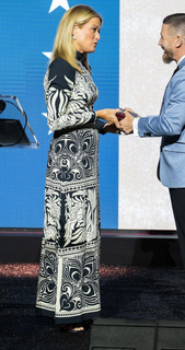 Martha MacCallum feet photo thumbnail