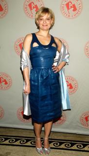 Martha Plimpton feet photo 4