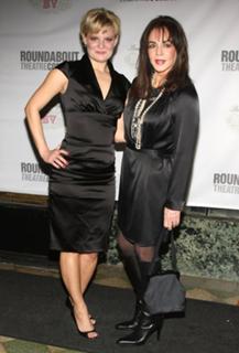 Martha Plimpton feet photo 2
