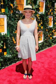 Martha Plimpton feet photo 15
