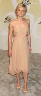 Martha Plimpton feet photo 2