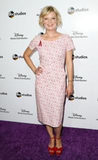 Martha Plimpton feet photo 12