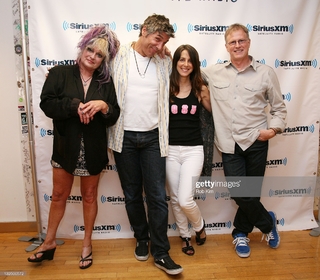 Martha Quinn feet photo 2