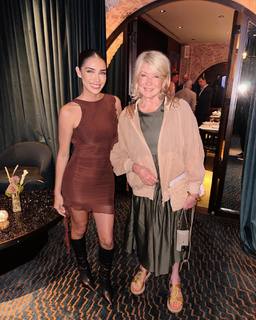 Martha Stewart feet photo thumbnail