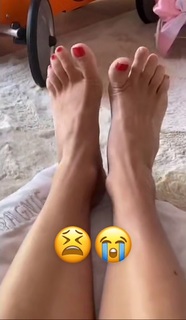 Martika Caringella feet photo 15