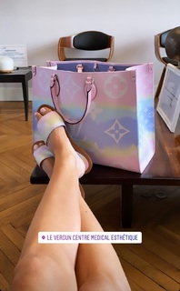 Martika Caringella feet photo 9