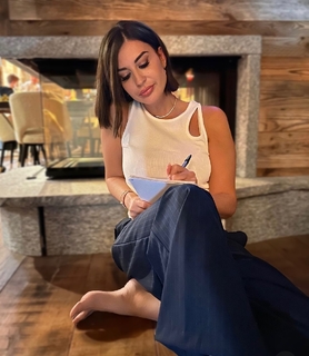 Martika Caringella feet photo 7