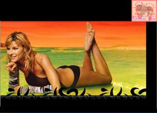 Martina Colombari feet photo thumbnail