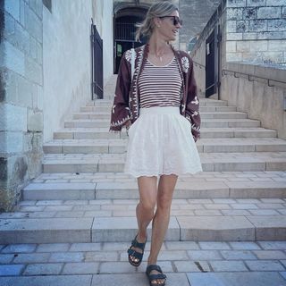 Martina Colombari feet photo thumbnail