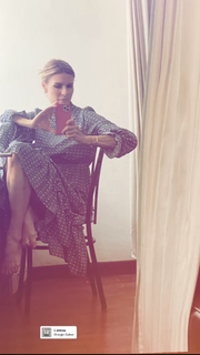 Martina Colombari feet photo thumbnail