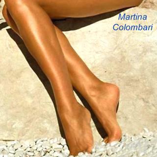Martina Colombari feet photo thumbnail