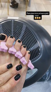 Martina Colombari feet photo 20