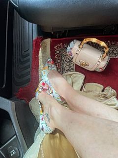 Martina Colombari feet photo 11