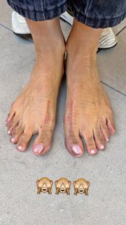 Martina Colombari feet photo 2