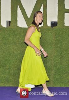 Martina Hingis feet photo thumbnail