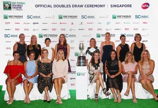 Martina Hingis feet photo thumbnail