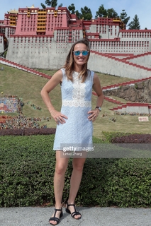 Martina Hingis feet photo thumbnail