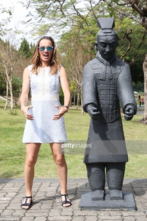 Martina Hingis feet photo thumbnail
