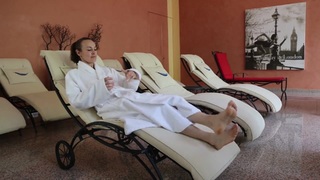 Martina Hingis feet photo thumbnail