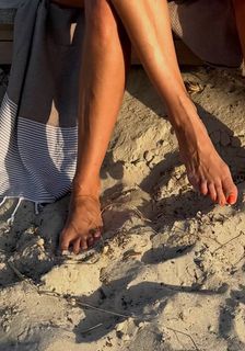 Martina Klein feet photo 1