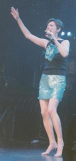 Martina McBride feet photo thumbnail