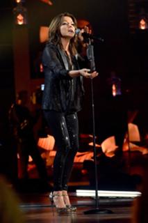 Martina McBride feet photo thumbnail