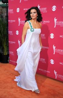 Martina McBride feet photo thumbnail