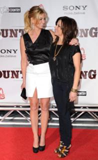 Martina McBride feet photo thumbnail