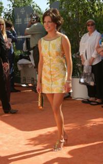 Martina McBride feet photo thumbnail