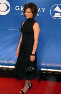 Martina McBride feet photo thumbnail