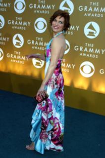 Martina McBride feet photo thumbnail