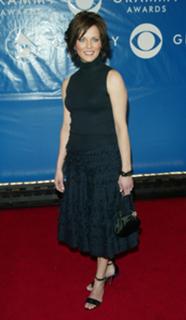 Martina McBride feet photo thumbnail