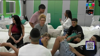 Martina Pereyra feet photo 2