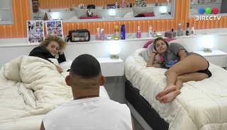 Martina Pereyra feet photo 2