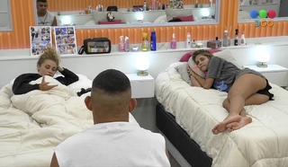 Martina Pereyra feet photo 18