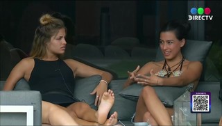 Martina Pereyra feet photo 6