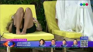 Martina Pereyra feet photo 18