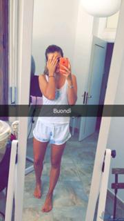 Martina Pinto feet photo 3