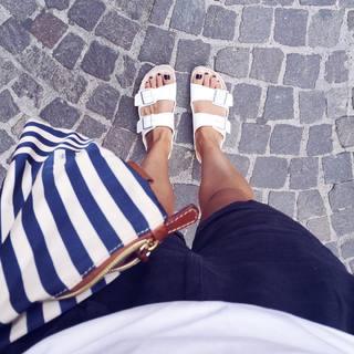 Martina Pinto feet photo 15