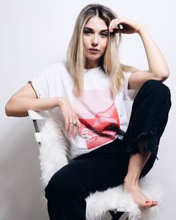 Martina Pinto feet photo 5