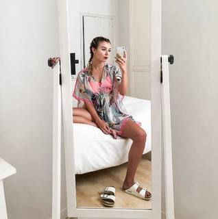 Martina Pinto feet photo 10