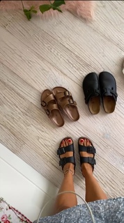 Martina Pinto feet photo 3