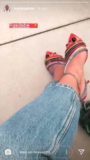 Martina Pinto feet photo 2