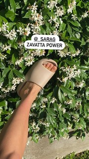 Martina Pinto feet photo 4