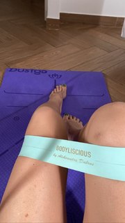 Martina Pinto feet photo 12