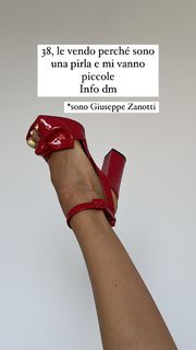 Martina Pinto feet photo 14