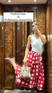 Martina Pinto feet photo 4