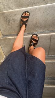 Martina Pinto feet photo 3