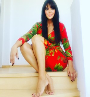 Martina Reuter feet photo thumbnail