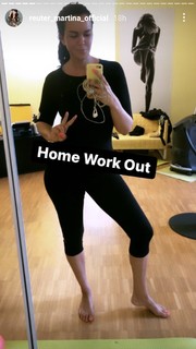 Martina Reuter feet photo thumbnail